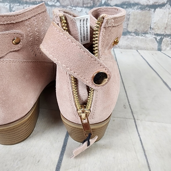 Denver Hayes Pink Suede Leather Ankle Bootie Perforated Almond Toe Size 9 - Picture 11 of 15